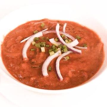 チキンマサラカレー Chicken Masala curry (ナン又ライス付きwith naan or rice)