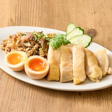 半熟煮卵付き！牛飯カオマンガイ Seasoned Egg on Beef Rice Khao Man Gai