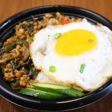 Gapao ガパオ (ターメリックライス Turmeric Rice)