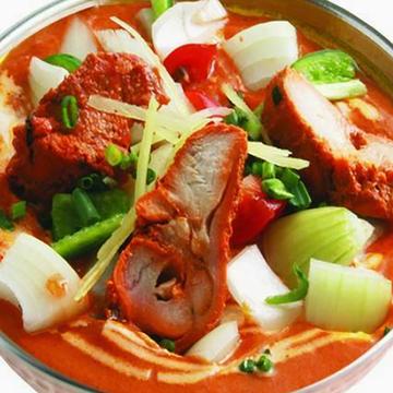 チキンティッカマサラカレー[CHICKEN TIKKA MASALA CURRY]