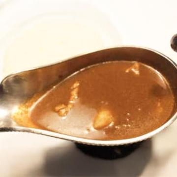 チキンカレー (ナンorライス付き)