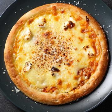 4種のチーズピザ
