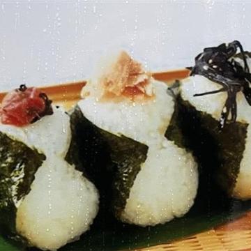 おにぎり(3個入り)
