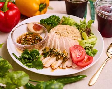 【低糖質 / 鶏胸肉】高タンパクのしっとりヘルシーカオマンガイ