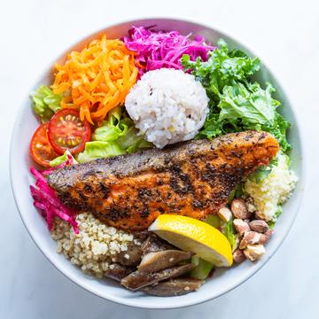 【人気No,1】GRILLED SALMON  バジルサーモン
