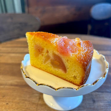 ゴロッとシャキシャキ紅玉りんごケーキ
