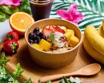 アサイーボウル＆ヌテラグリークヨーグルト Acai bowl ＆ nutella greek yogurt