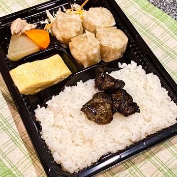 肉汁たっぷりでかでか肉焼売弁当