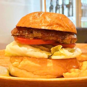 Classic Burger クラシックバーガー(ポテト付き)