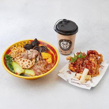 野菜入りマーラータン 韓国チキン タピオカセット(蔬菜麻辣炸茶套餐)