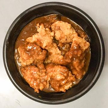 からあげカレー丼大盛 ご飯大盛、ルー大盛