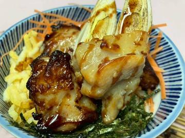 特製たれのやきとり丼