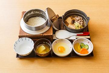 和牛すき焼き定食 Japanese Beef Sukiyaki Set Meal