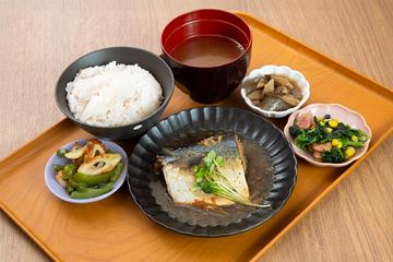 サバの煮つけ定食