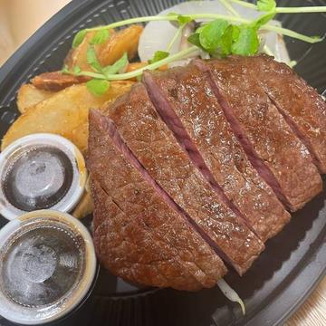 A5雌牛 山形牛ステーキ