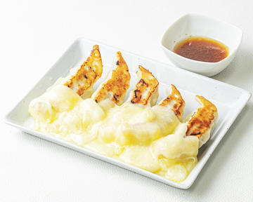 3種のチーズ がけ餃子(5個入り)Cheese Gyoza Dumpling