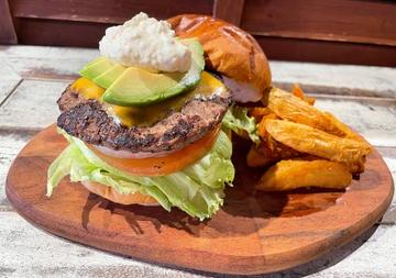 【1番人気 Top seller！】アボカドチーズバーガー Avocado Cheese Burger