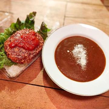 ハンバーグカレー