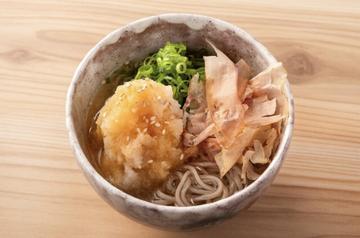 冷たいおでん出汁の〆越前おろしそば