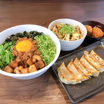 【超豪華】台湾まぜそば・豚マヨ丼・餃子・からあげ2個セット