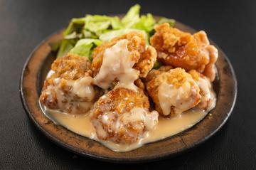 門外不出の特製からあげ3個入り Gyoza Dumplings with Special Sauce (3 Pieces)