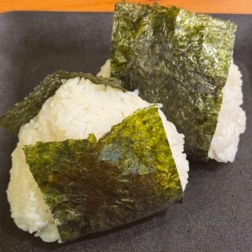 おにぎり(2個)鮭・味噌汁付き