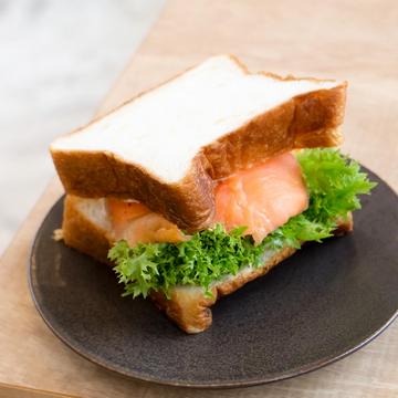 むぅサンド「サーモンドーム」