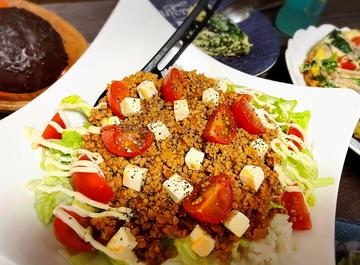 ウマイタコライス Umai Tako Rice