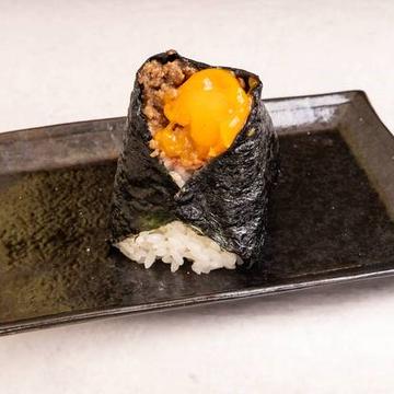 卵黄+にくそぼろ