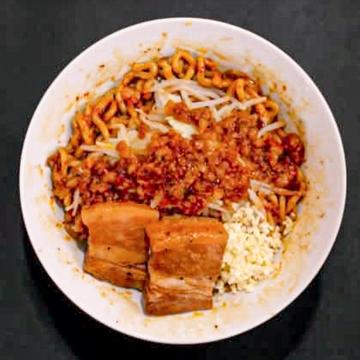 ブタマシガチ辛まぜそば More Pork Very Spicy Mazesoba Noodles
