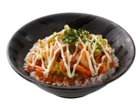 マヨ豚キムチ丼 ナゲット3個とフライドポテトセット