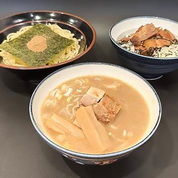 人気No.1つけ麺チャーシュー丼セット