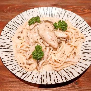 牡蠣の濃厚クリームパスタ