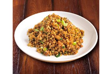 ブラックチャーハン Spicy  black pepper w/ meat fried rice