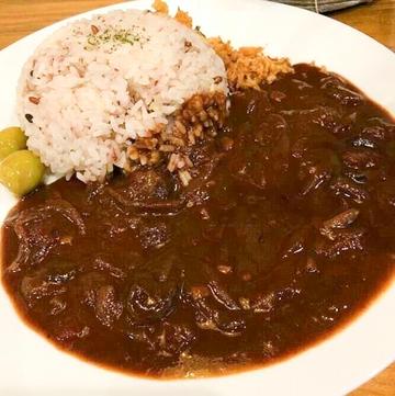 牛スシトマトカレー(国産牛スシ使用)