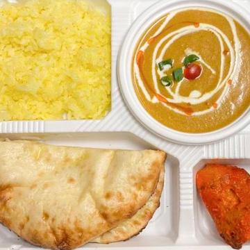 チーズナン・チキンティッカ入りスペシャル【B】弁当Special【B】Bento MiniCheeseNan MiniRice ChickenTikka