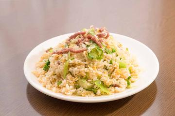 牛肉とレタスの炒飯