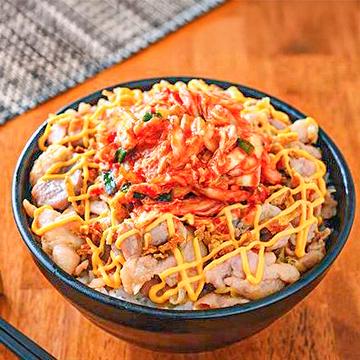 キムチーズガリバタ豚丼並(お肉200g)