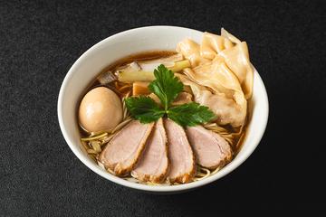特製鴨だし醤油ラーメン