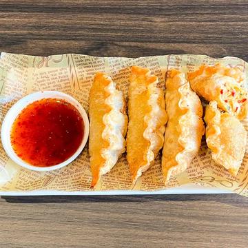 キムチ揚げ餃子4個