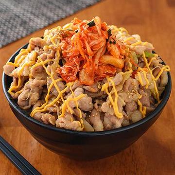 キムチーズにんにく醤油豚丼肉大盛 (お肉400g)