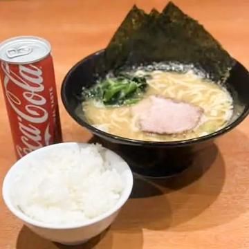 【満足セット】家系ラーメン+ライス+コーラ