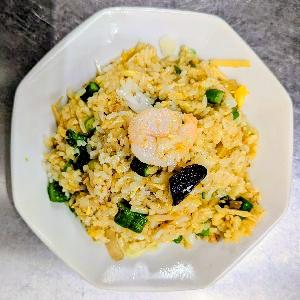 五目チャーハン