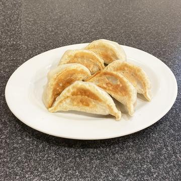 モチモチ黒豚餃子