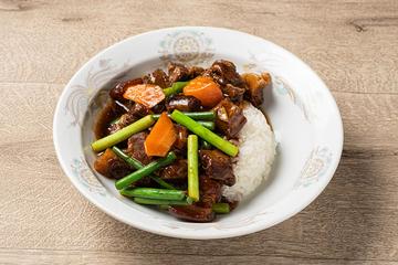 肉土豆 盖(角煮とじゃがいも醤油煮込み丼)