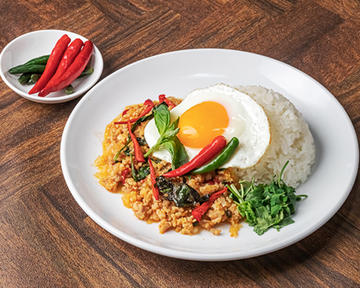 至高の激辛ガパオライス  並盛(ライス250g)