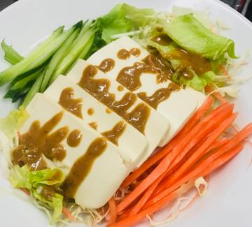 豆腐サラダ