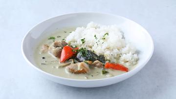 鶏もも肉のグリーンカレー