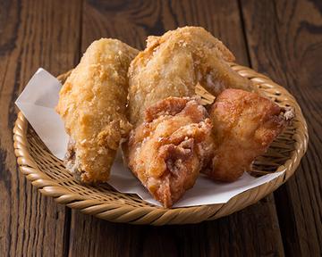 2種のからあげ《もも手羽セット》