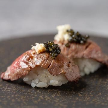 土佐のあかうしの炙り寿司